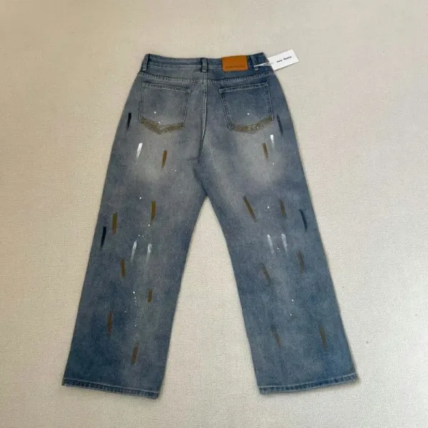 Design Distressed Graffiti-Print Wide-Leg Jeans - 4
