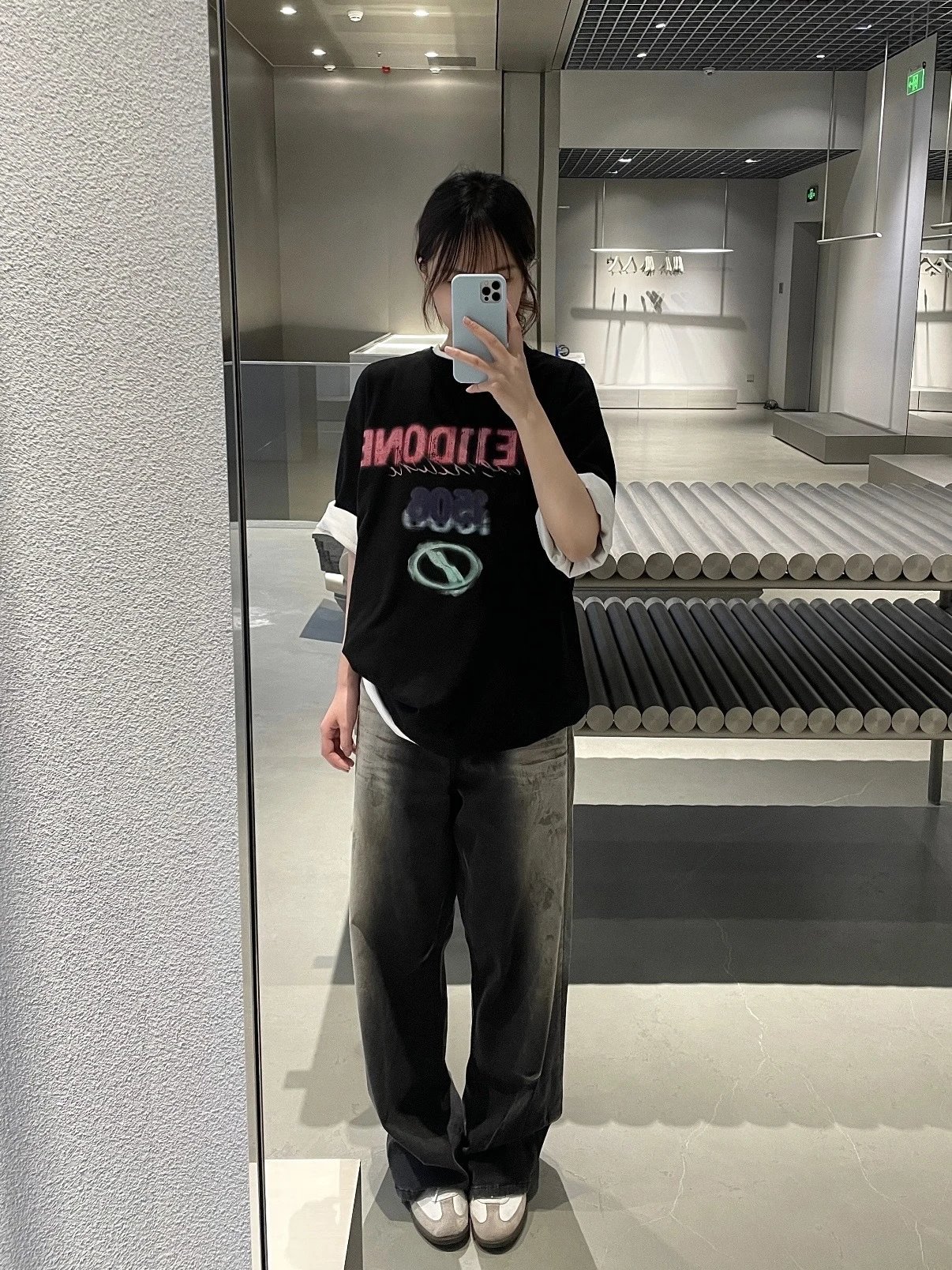 Design WE11DONE Graphic Print Oversized T-Shirt White T-Shirts - 28
