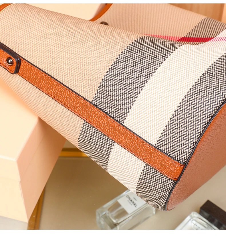 Burberry Check-Print Canvas Hobo Bag with Leather Trim in Beige and Pink Shoulder Bags - 20