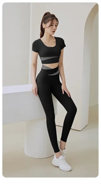 Design High-Waist Contrast Panel Cycling Shorts - 15