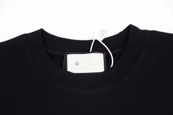 Gucci Rabbit Graphic Print Black T-Shirt - 9