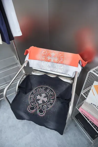 Chrome Hearts Cross Cluster Print White T-Shirt - 10