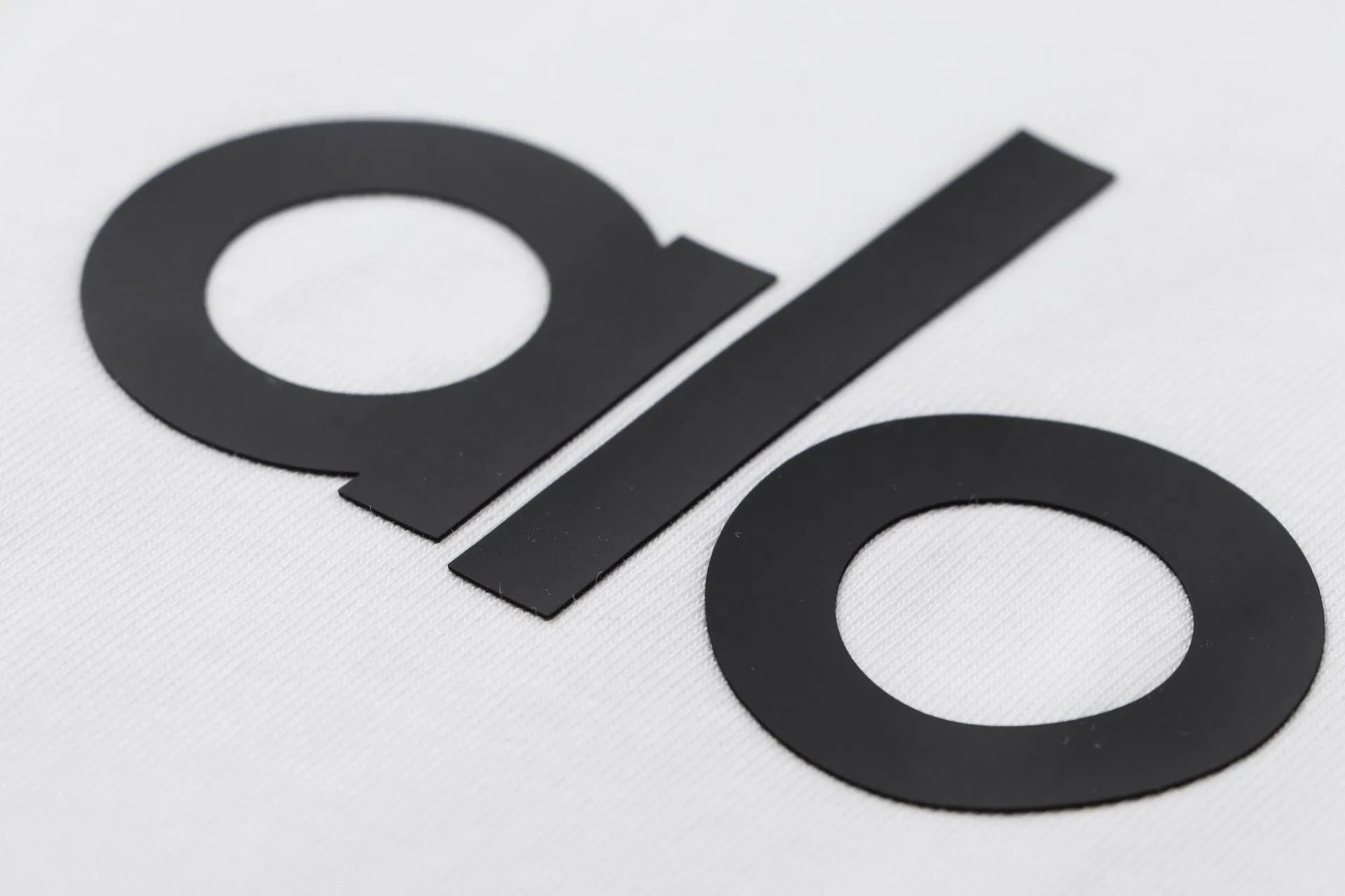 Alo Logo Graphic Black T-Shirt - 38