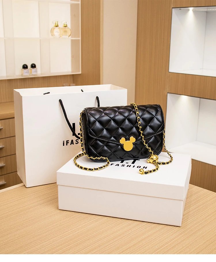 Design Disney x Unknown Brand Mickey Mouse Quilted Chain Crossbody Bag White Crossbody Bags - 7