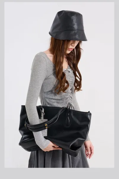 Design Tote Bag Black Leather-Effect Handbag - 27