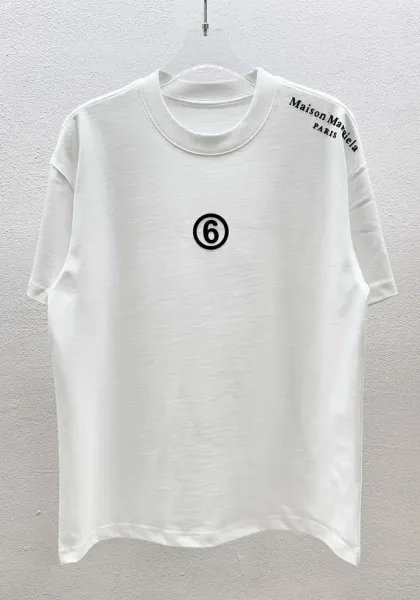 Maison Margiela Tabi Logo Embroidered Black T-Shirt - 18