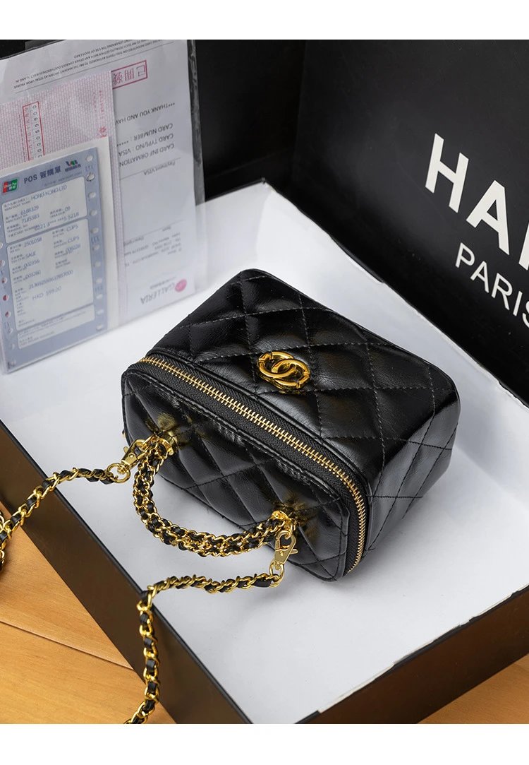 Chanel Mini Vanity Bag Black Quilted Leather Chain Bag Shoulder Bags - 23