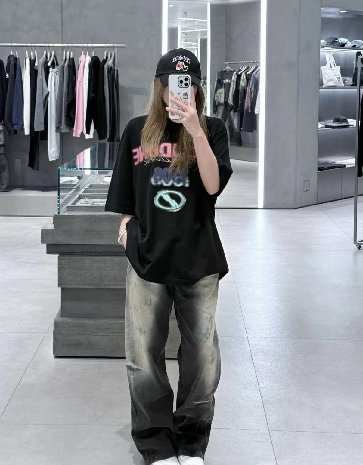 Design WE11DONE Graphic Print Oversized T-Shirt White T-Shirts - 27