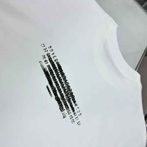 Maison Margiela Tabi Logo Embroidered Black T-Shirt - 15