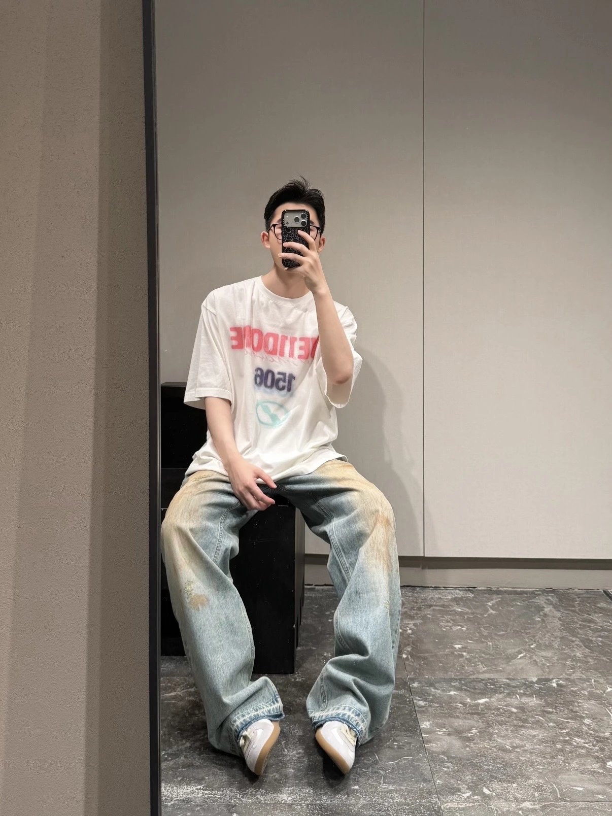 Design WE11DONE Graphic Print Oversized T-Shirt White T-Shirts - 25