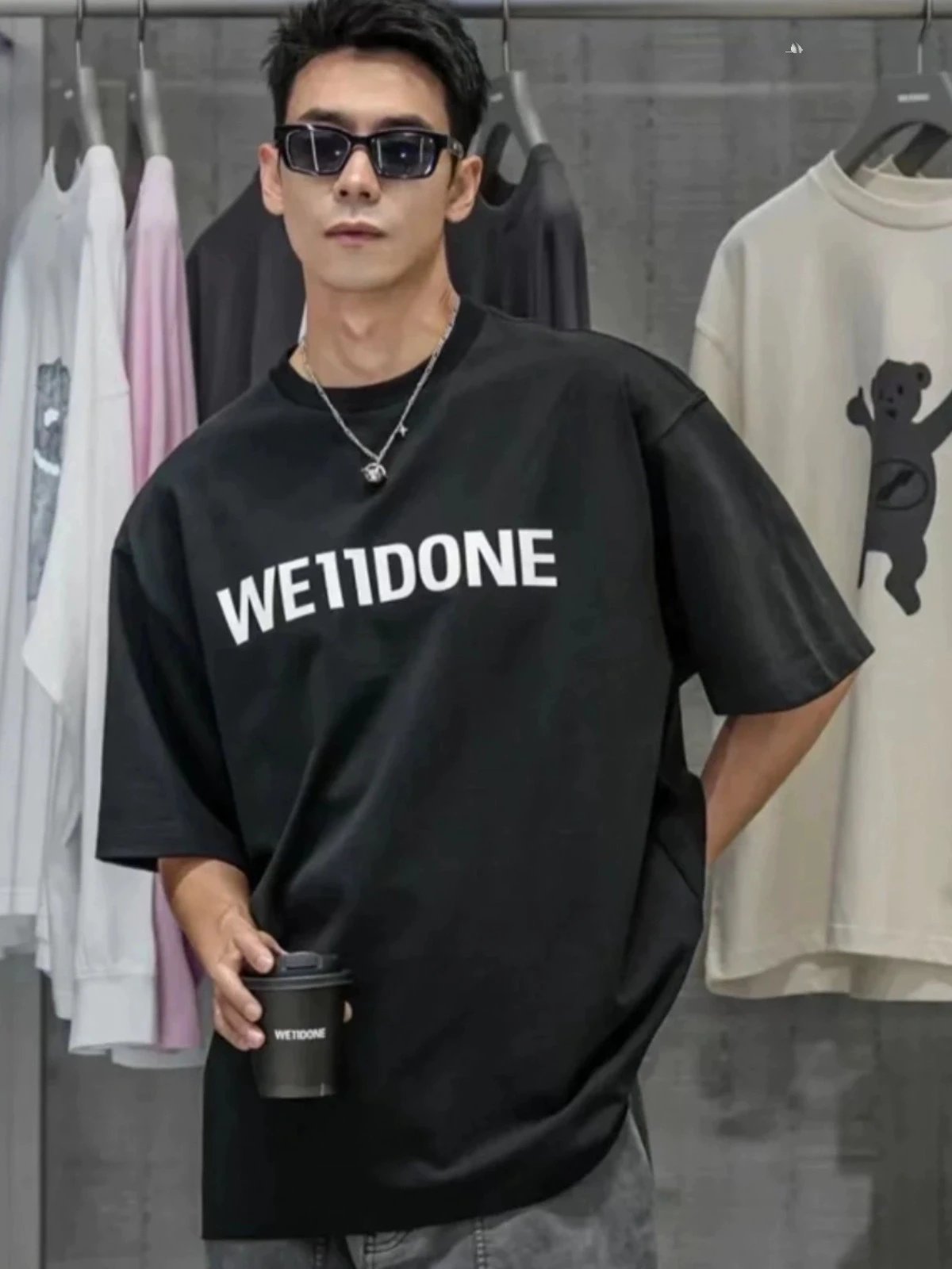 Design Weidone Repeat Logo Graphic T-Shirt Charcoal Gray T-Shirt T-Shirts - 35