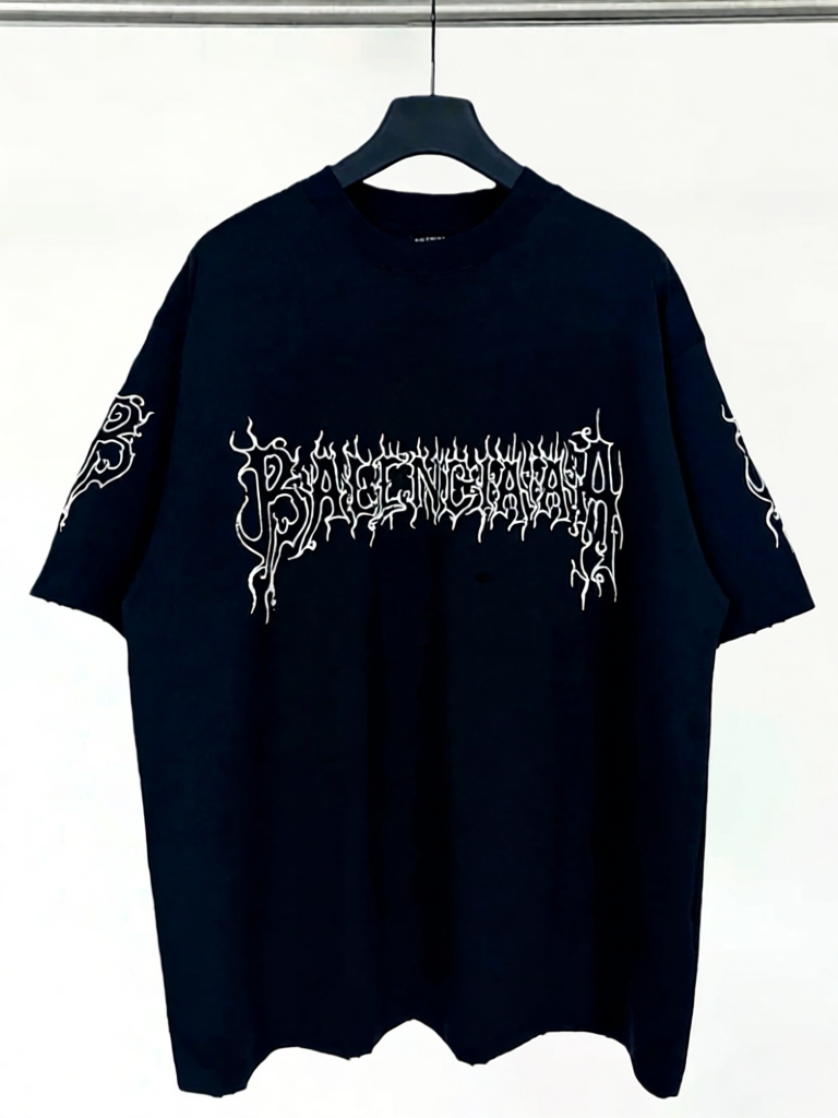 Design Gothic Script T-Shirt Black - 4
