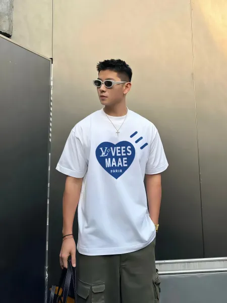 Louis Vuitton V Veess Maae Heart Print White T-Shirt - 5
