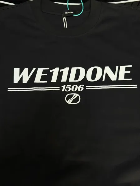 Design WE11DONE 1506 Black Graphic T-Shirt T-Shirts - 22