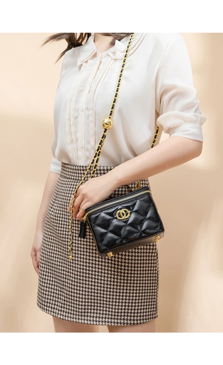 Chanel Mini Vanity Bag Black Quilted Leather Chain Bag Shoulder Bags - 18