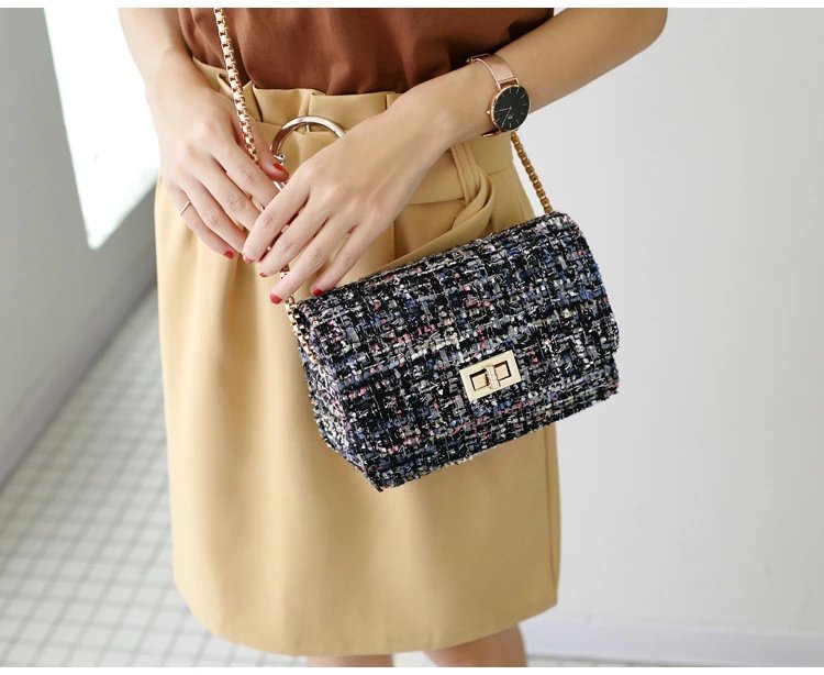 Design Tweed Chain Crossbody Bag in Black Multicolor Crossbody Bags - 6