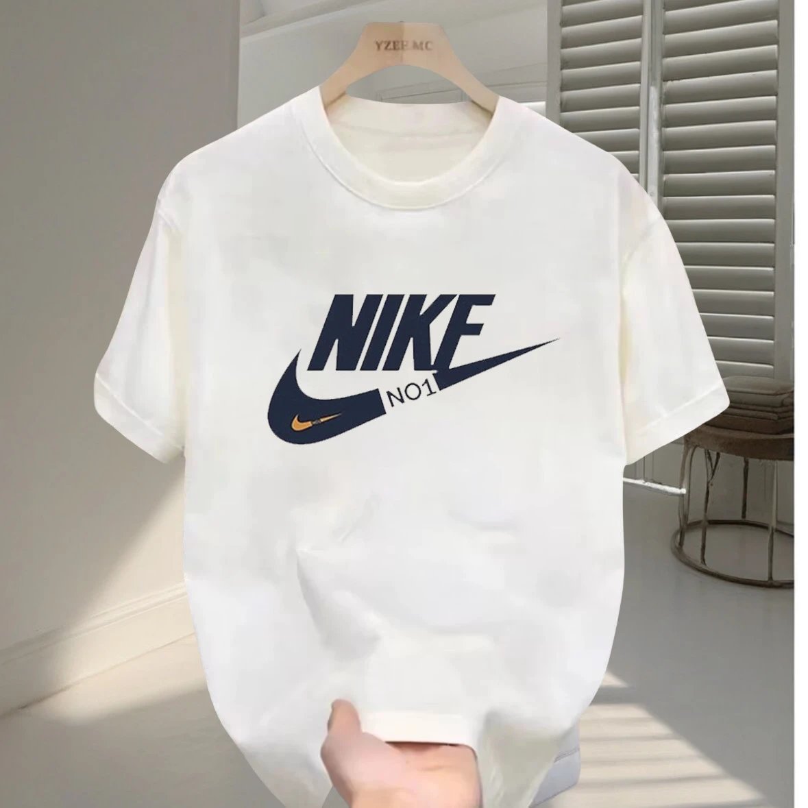 Nike NO.1 Swoosh Graphic T-Shirt Black - 5