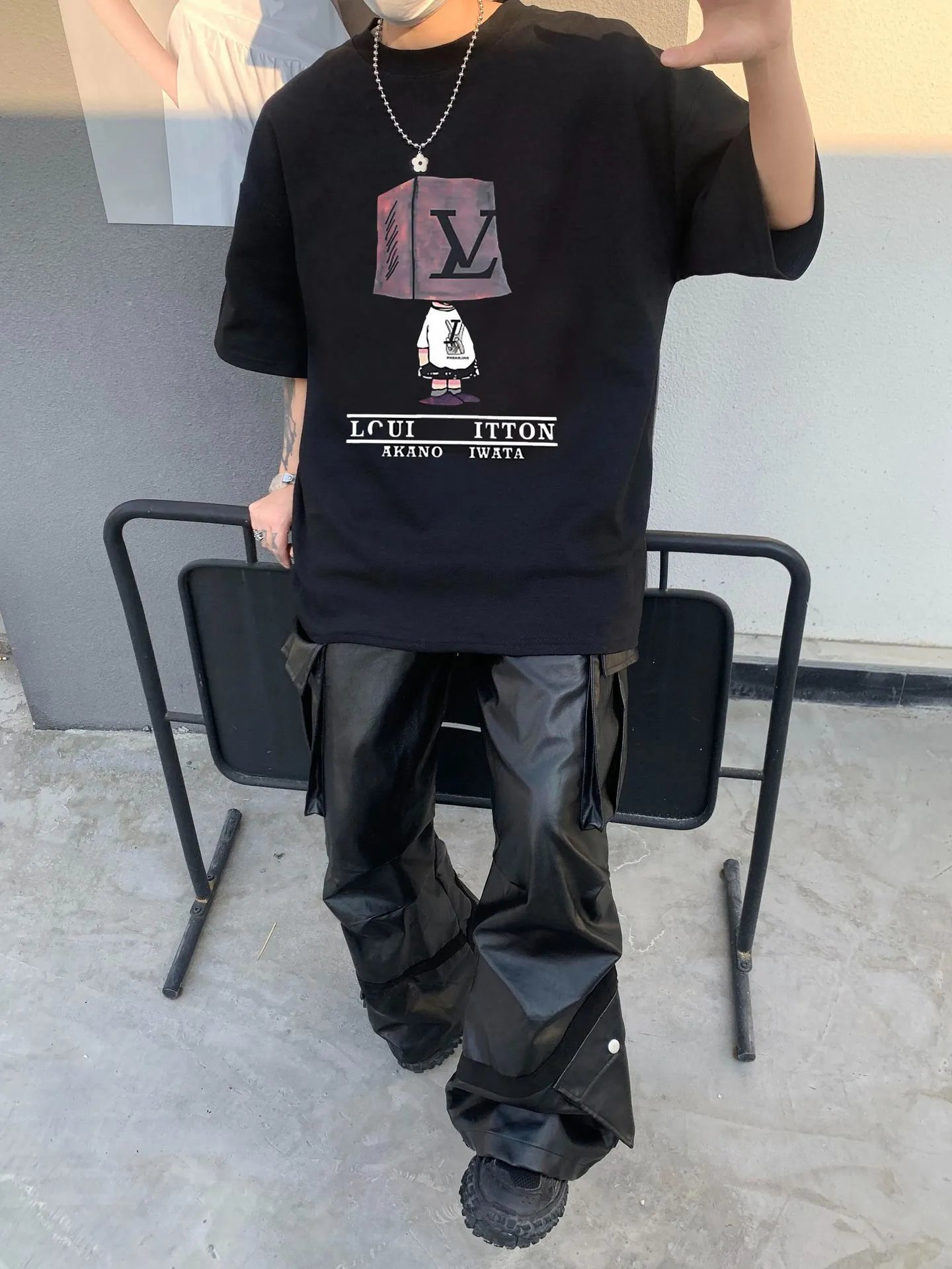 Louis Vuitton x Akano Iwata Cube Head T-Shirt Black - 10