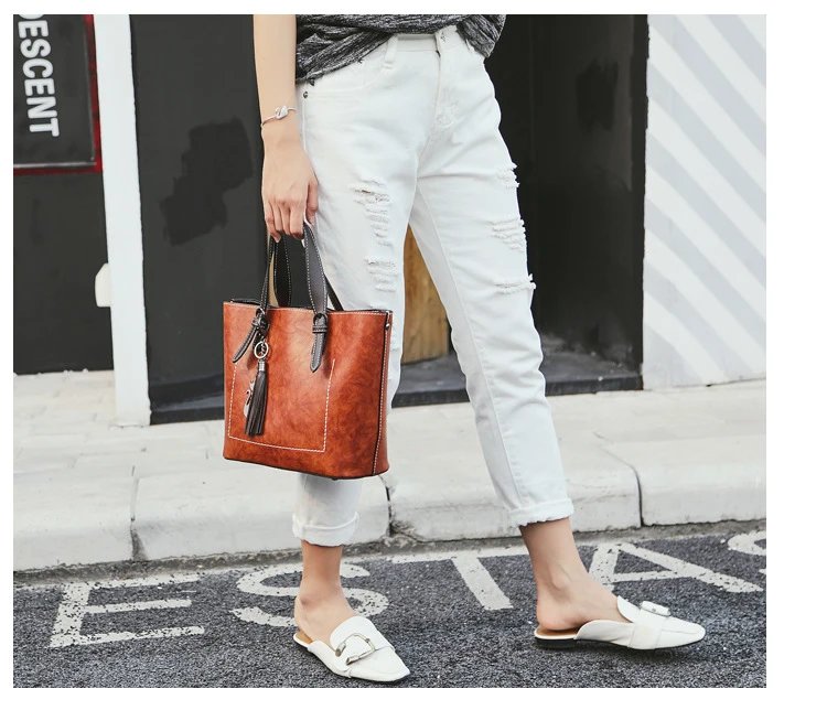 Design Tassel Detail Red Leather-look Tote Handbag Tote Bag - 18