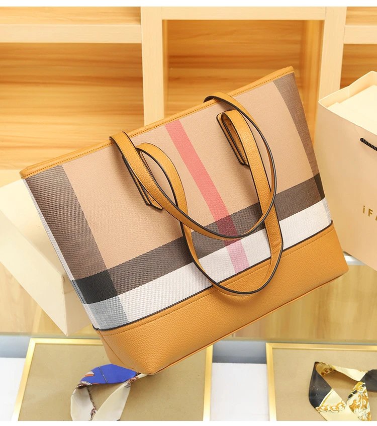 Burberry Check Tote Bag and Pouch Set Beige Multicolor Handbags - 14
