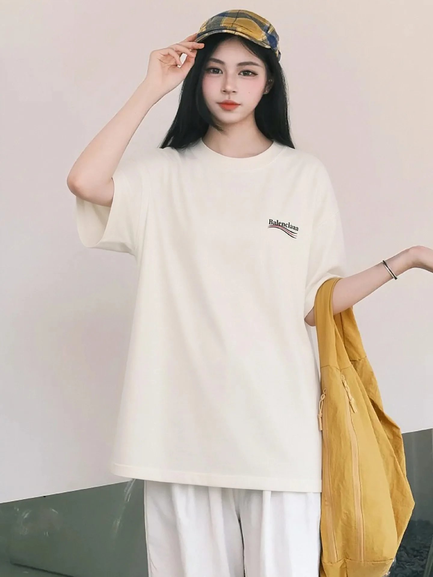Balenciaga Logo Print Off-White T-Shirt - 5