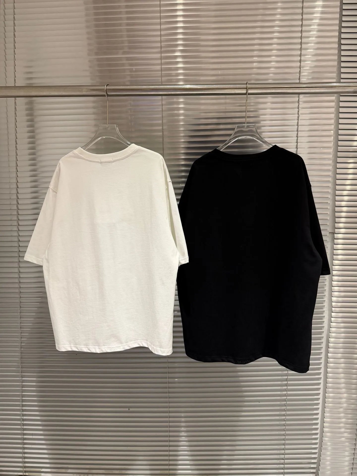 Design WE11DONE Graphic Print Oversized T-Shirt White T-Shirts - 6