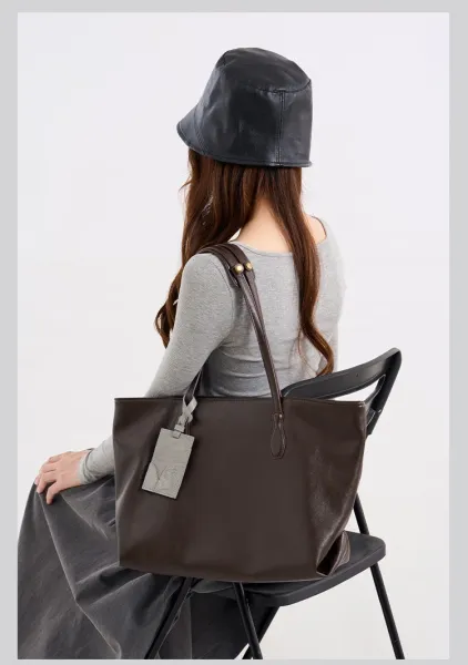 Design Tote Bag Black Leather-Effect Handbag - 23