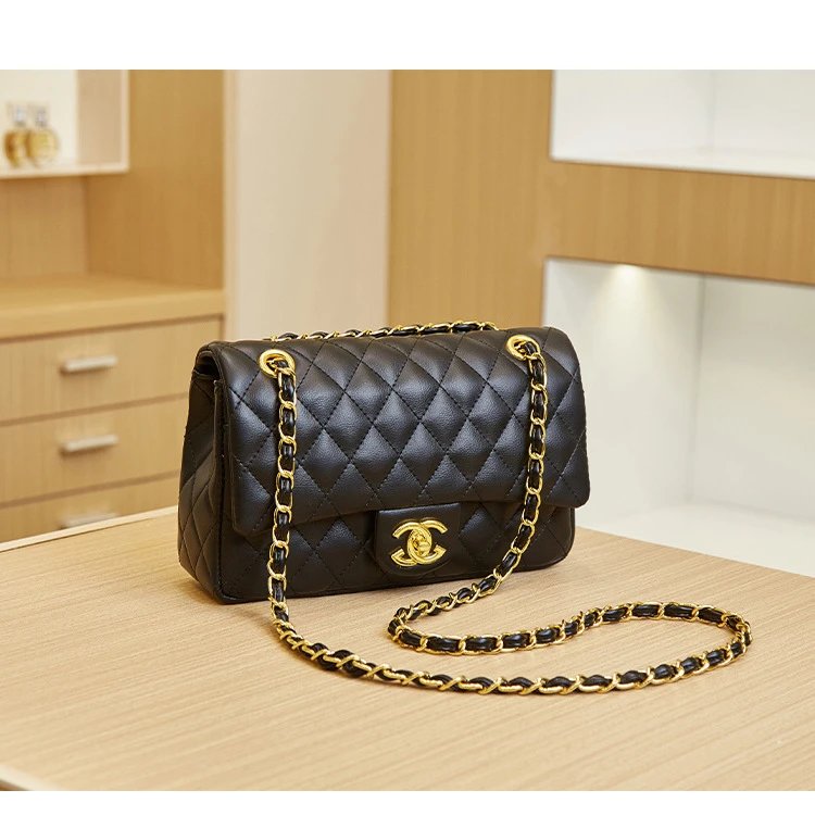 Chanel Classic Flap Bag White Quilted Leather Chain Shoulder Bag - 23