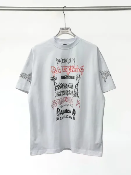 Balenciaga Distorted Logo Print Black T-Shirt - 11