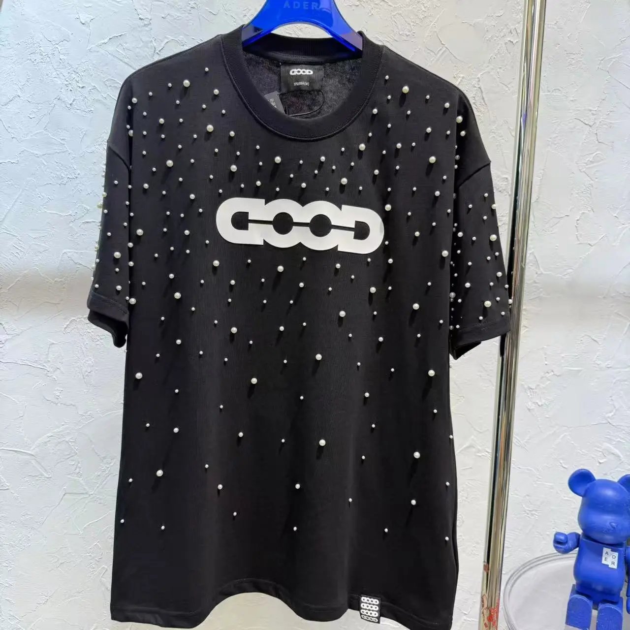 GOOD BRAND Pearl-Embellished Logo T-Shirt Black