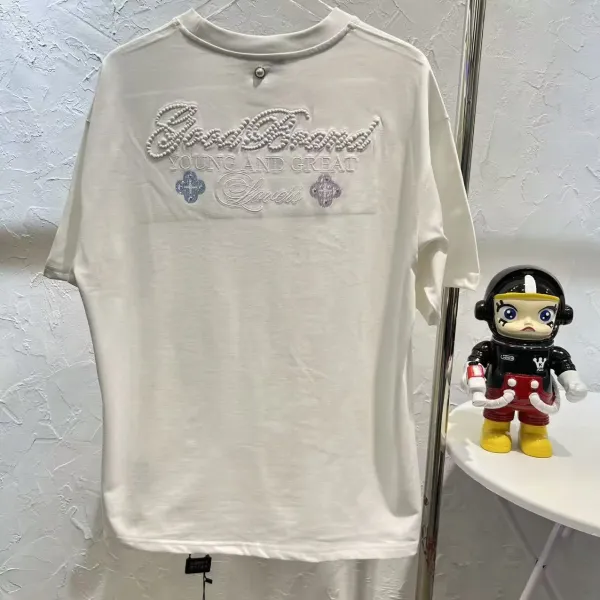 GCDS The Universe Couldn't Keep a Secret Rhinestone Embellished White T-Shirt - 26