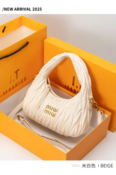 Miu Miu Matelassé Hobo Bag Black - 17