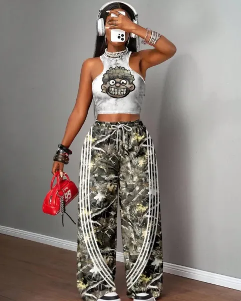 Design California 23 Graphic Crop Top and Wide-Leg Sweatpants Set Black - 29