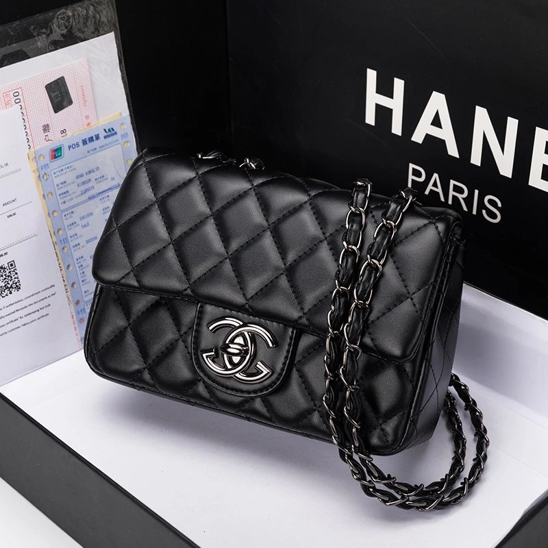 Chanel Classic Flap Bag Black Quilted Leather Chain Shoulder Bag