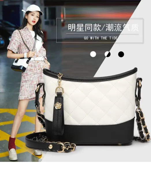 Chanel Gabrielle Hobo Bag Black Quilted Leather Shoulder Bag - 2