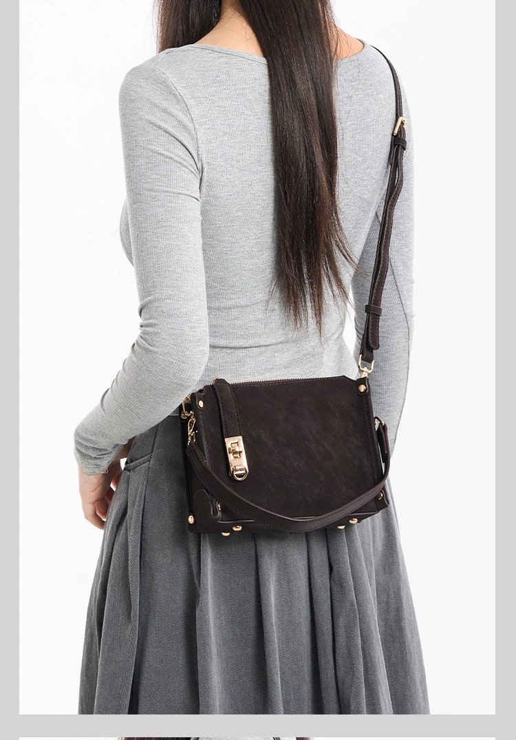 Design Hobo Bag Black Leather-Texture Shoulder Bag - 3