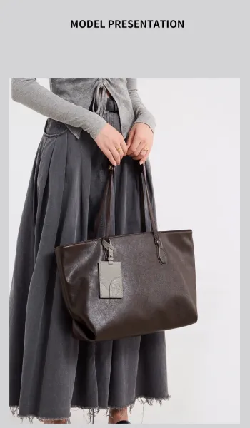 Design Tote Bag Black Leather-Effect Handbag - 20