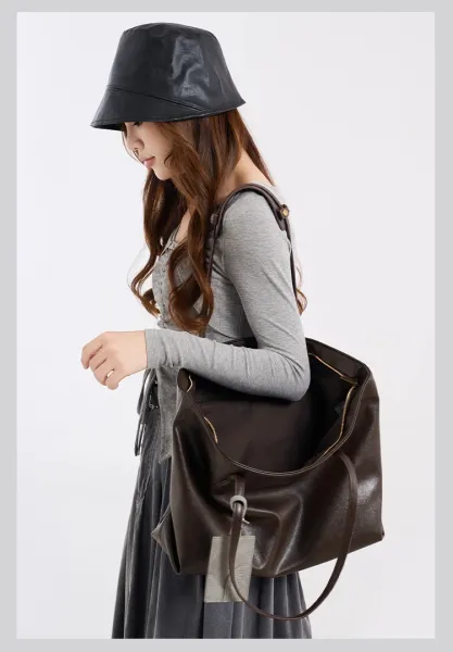 Design Tote Bag Black Leather-Effect Handbag - 21