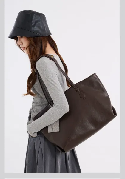 Design Tote Bag Black Leather-Effect Handbag - 3