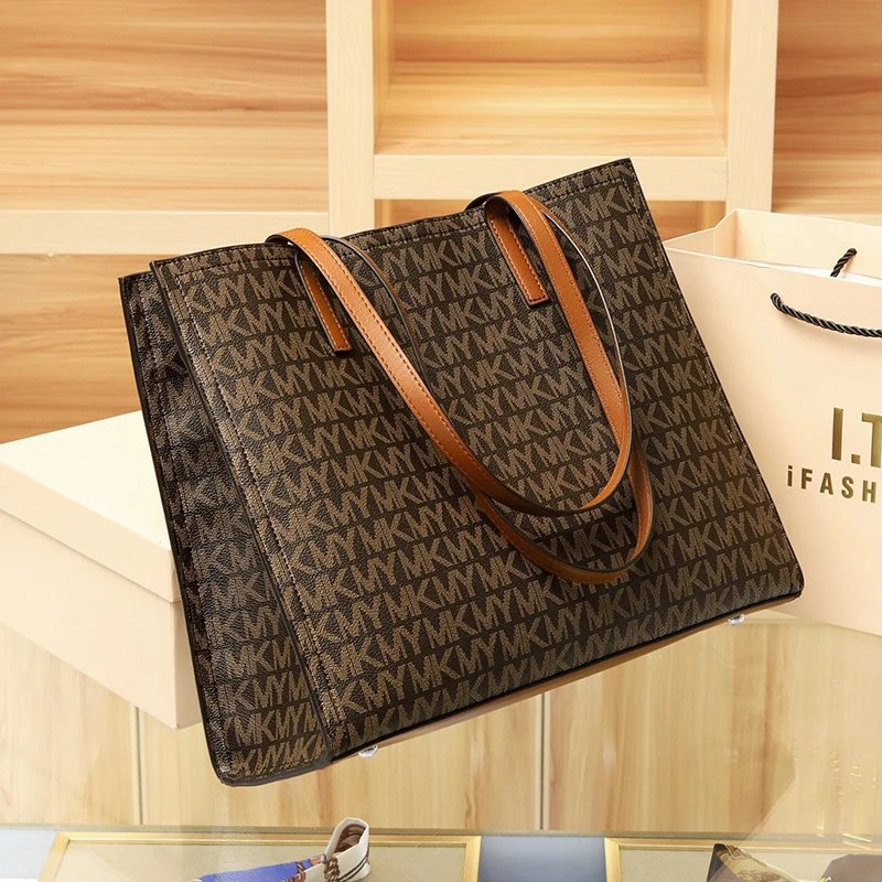 Michael Kors Logo Print Tote Bag Brown
