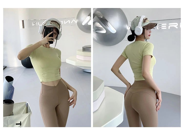 Design Cropped Short-Sleeve T-Shirt Pink + High-Waisted Leggings Brown Activewear - 16