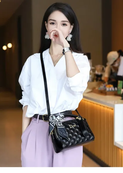 Dior Oblique Quilted Mini Handbag Black - 17