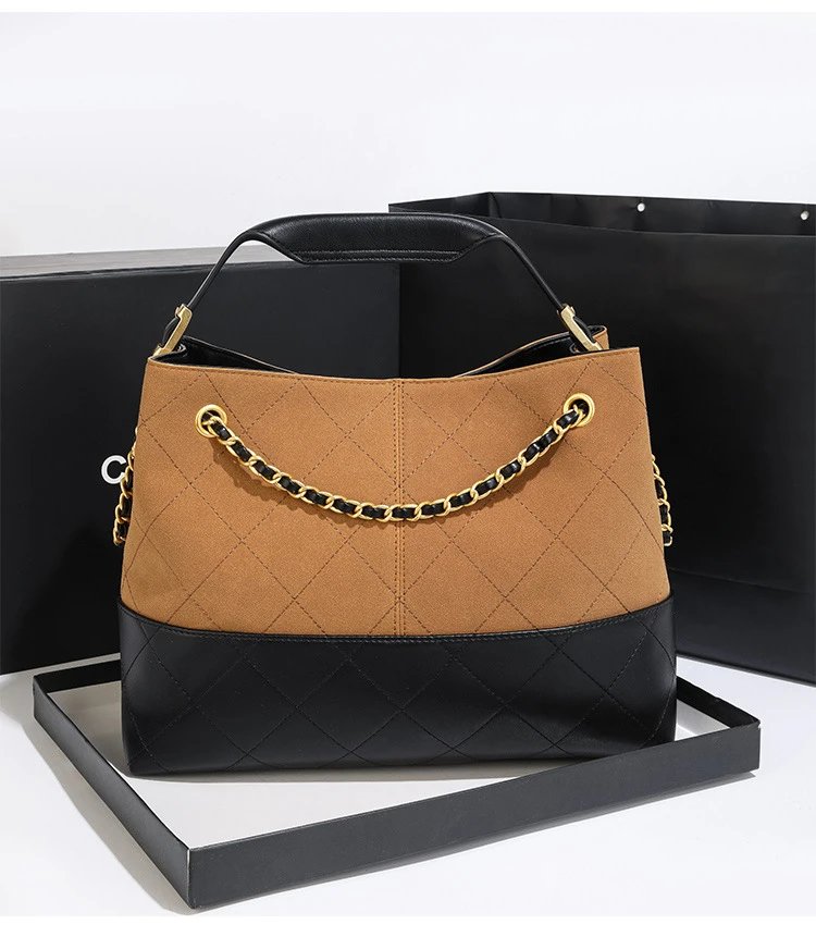 Chanel Gabrielle Hobo Bag Beige and Black Quilted Leather Shoulder Bag - 16