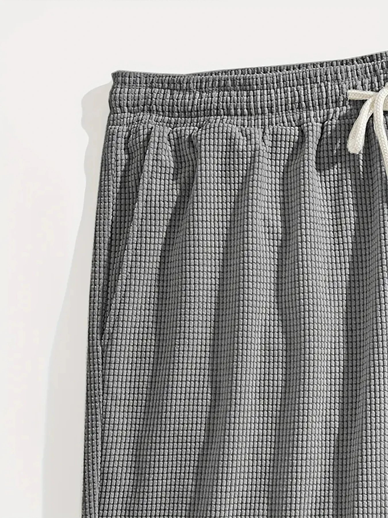 Design Waffle Texture Drawstring Shorts Olive Green Shorts - 32