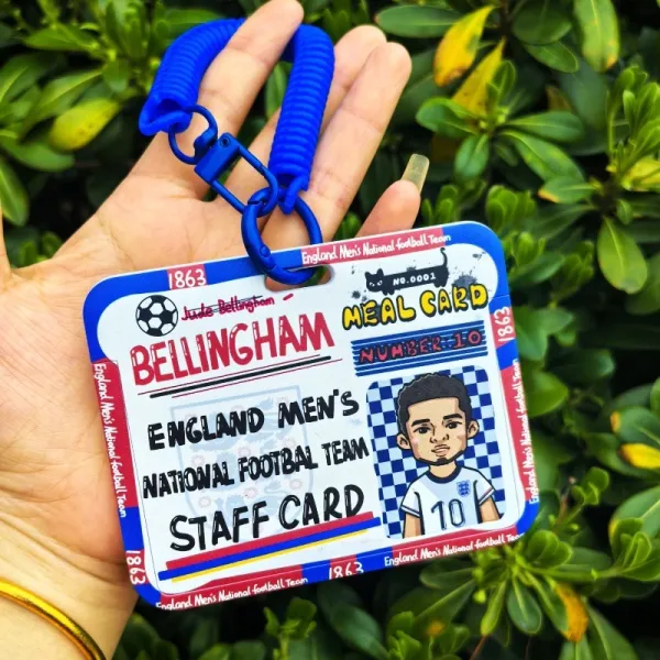 Design Al-Nassr FC Cristiano Ronaldo Staff Meal Card Keychain Yellow Accessories - 4
