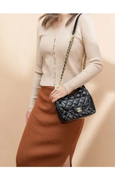 Chanel 22 Bag Burgundy Quilted Lambskin Chain Shoulder Bag - 13