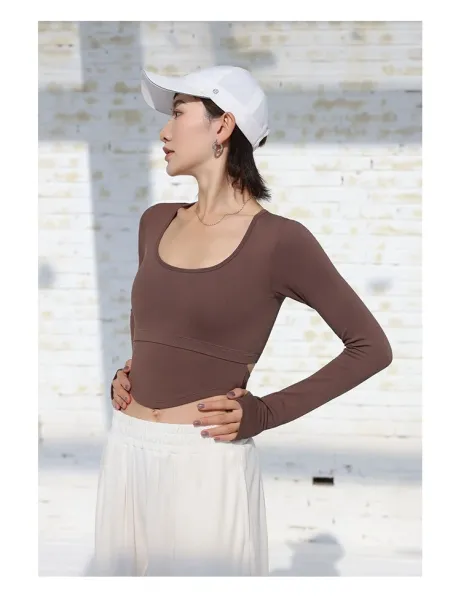 Design Long Sleeve Cropped Top and Track Pants Set in Burgundy - 21
