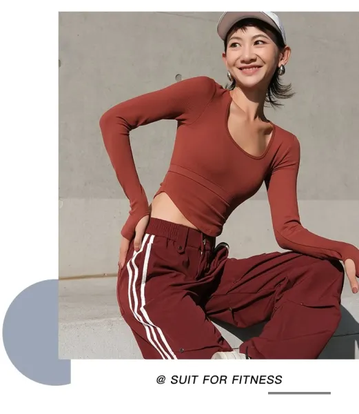Design Long Sleeve Cropped Top and Track Pants Set in Burgundy - 27