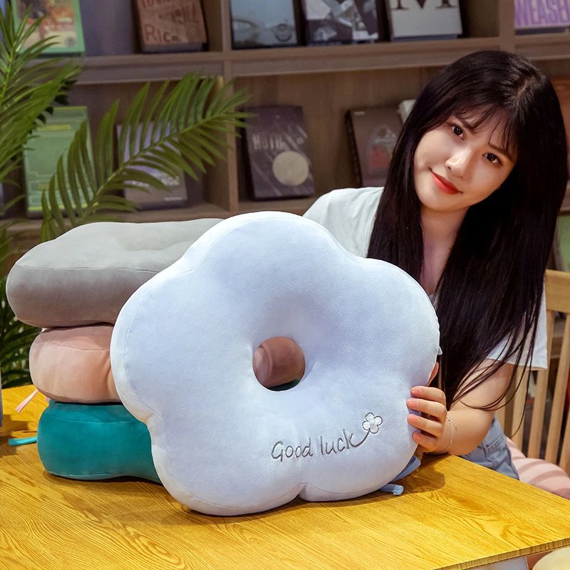 Design Flower-Shaped Donut Cushion Pink Seat Pad Accessories - 3
