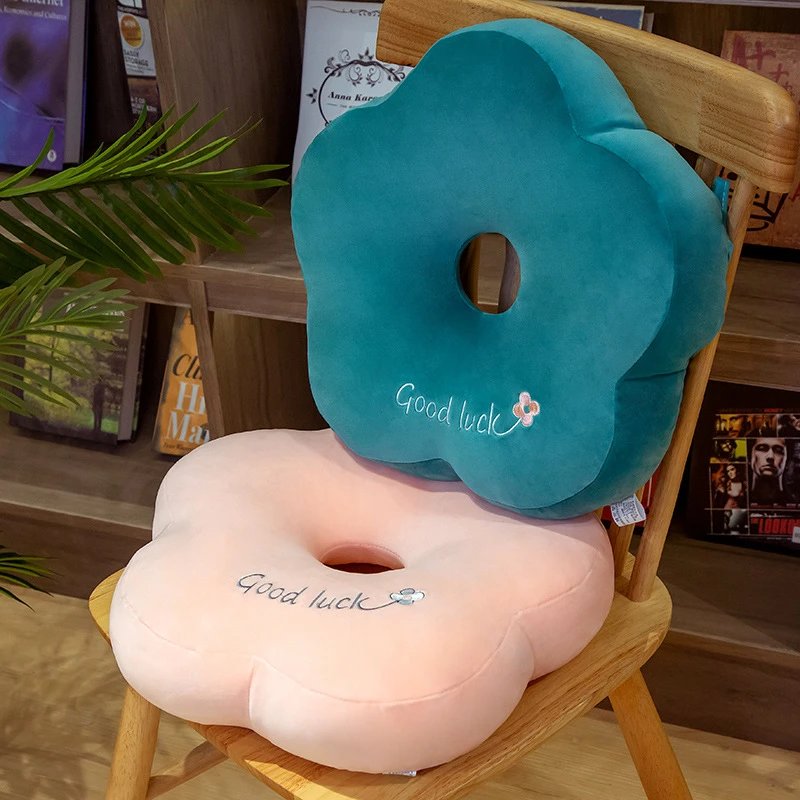 Design Flower-Shaped Donut Cushion Pink Seat Pad Accessories - 2